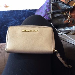 Michael Kors wristlet wallet